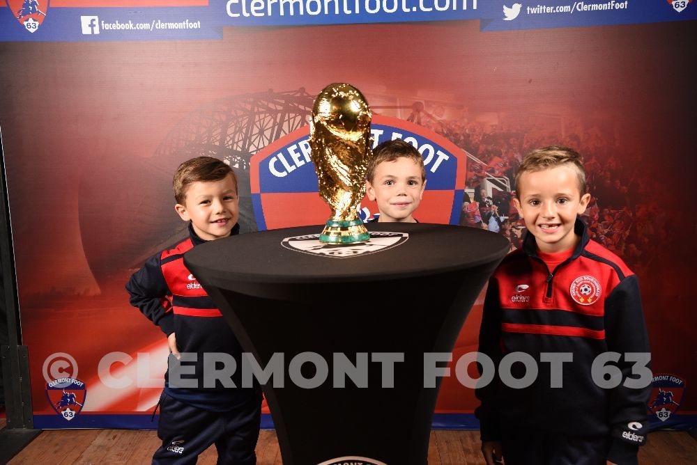 Vos photos avec la Coupe du Monde