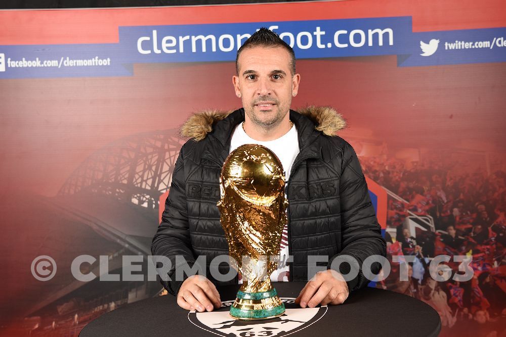 Vos photos avec la Coupe du Monde
