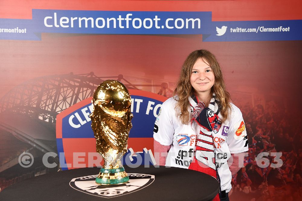 Vos photos avec la Coupe du Monde