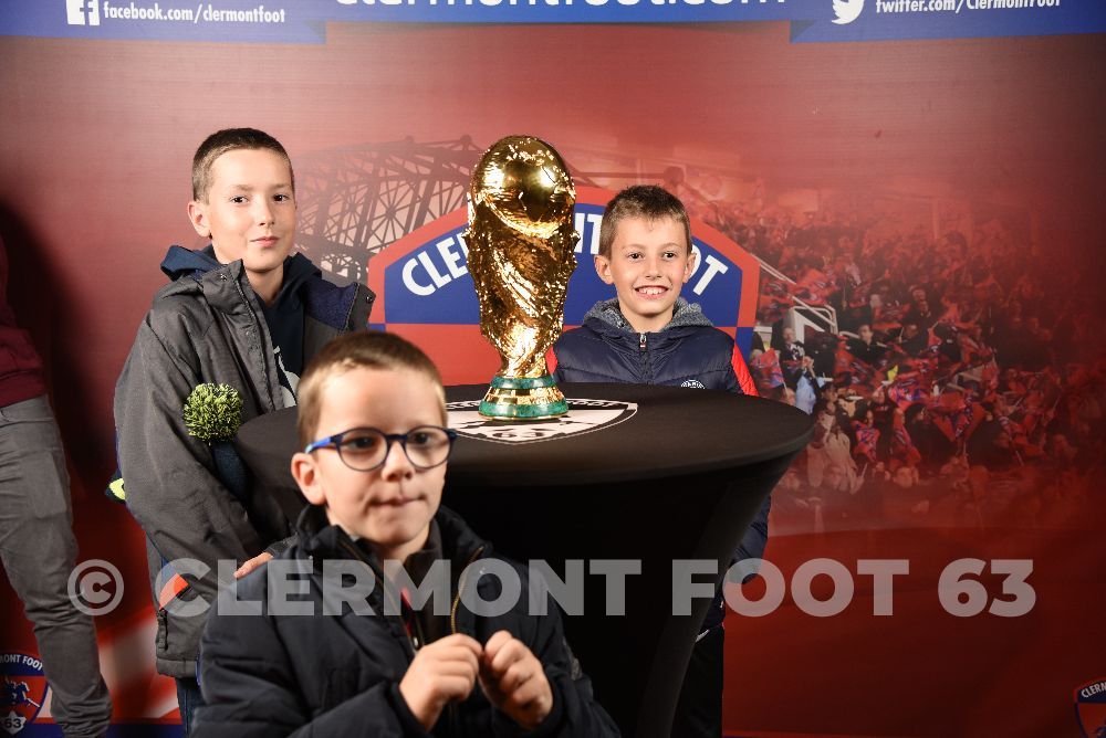 Vos photos avec la Coupe du Monde