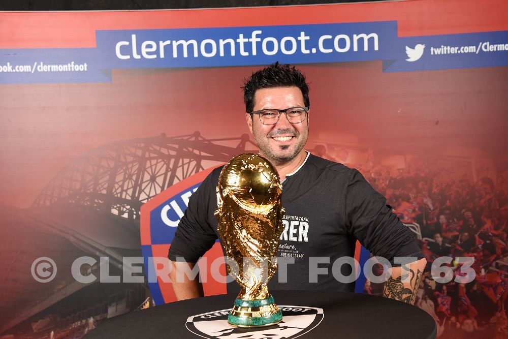 Vos photos avec la Coupe du Monde