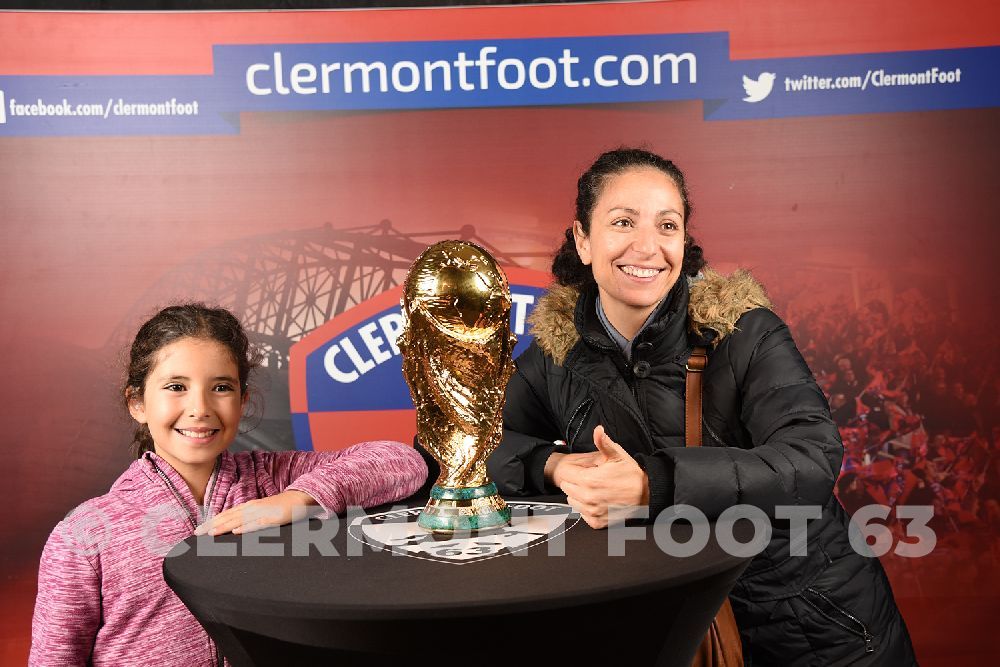 Vos photos avec la Coupe du Monde