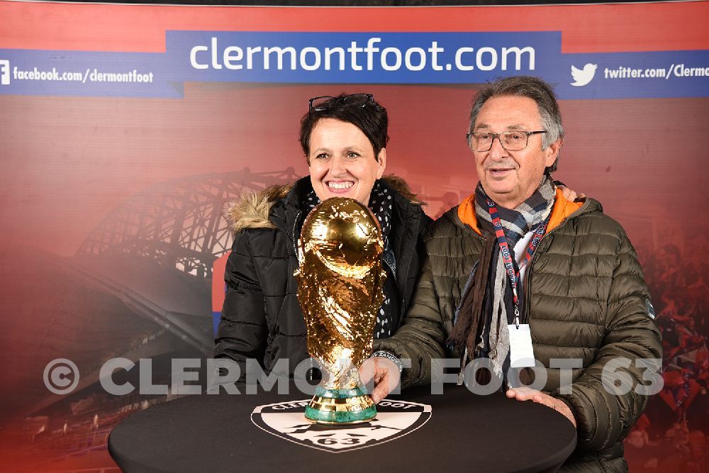 Vos photos avec la Coupe du Monde
