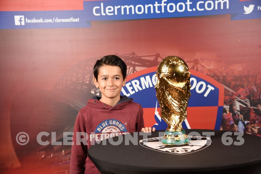 Vos photos avec la Coupe du Monde
