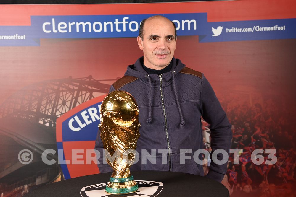 Vos photos avec la Coupe du Monde