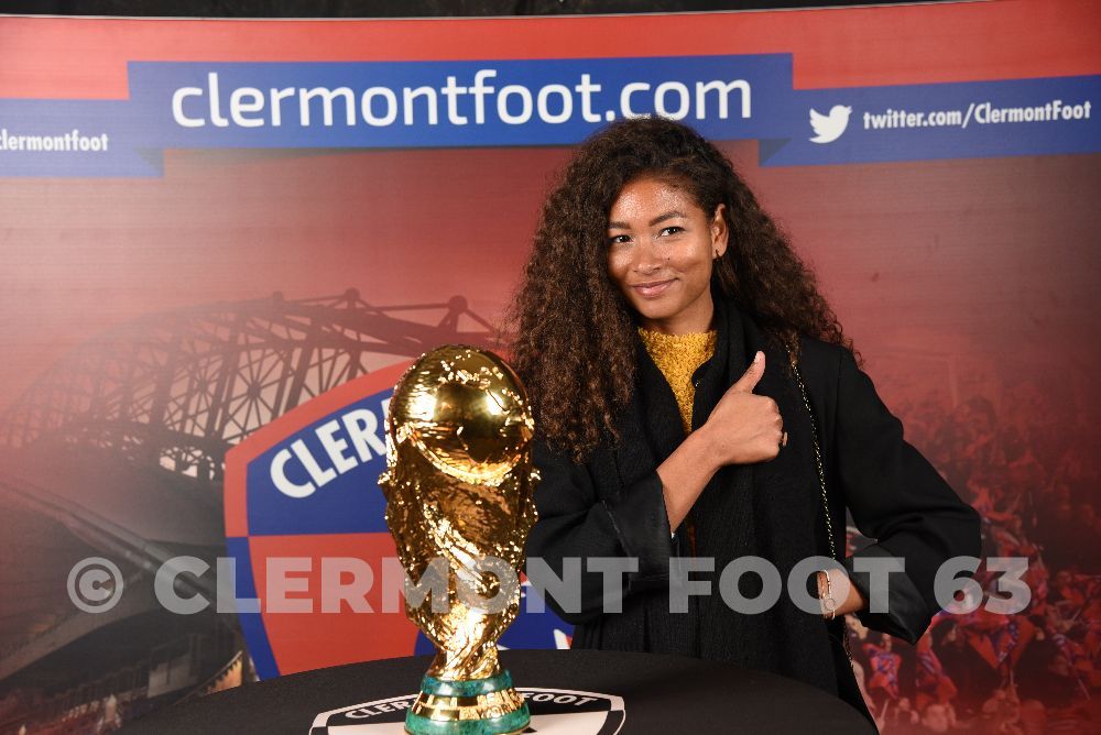 Vos photos avec la Coupe du Monde
