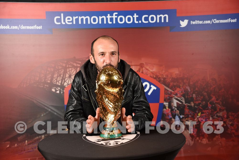 Vos photos avec la Coupe du Monde