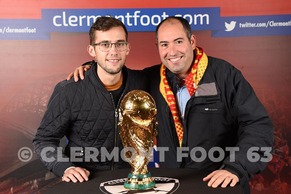 Vos photos avec la Coupe du Monde
