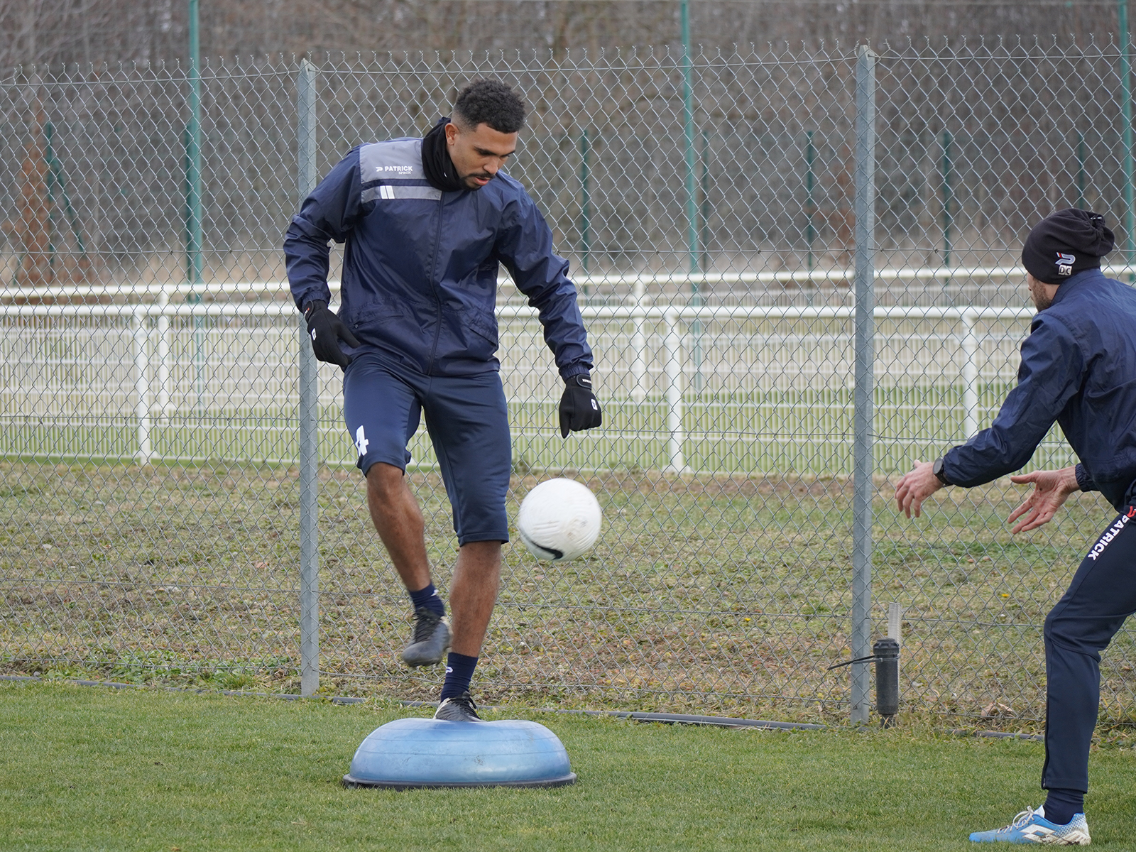 La séance du lundi en images