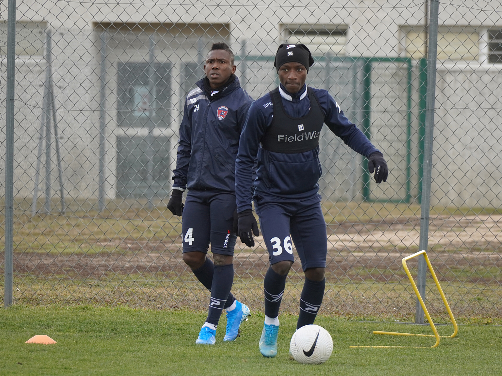 La séance du lundi en images