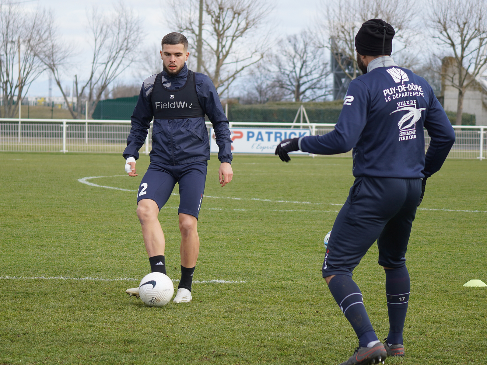 La séance du lundi en images