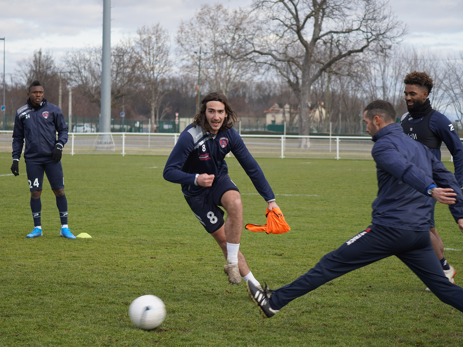 La séance du lundi en images