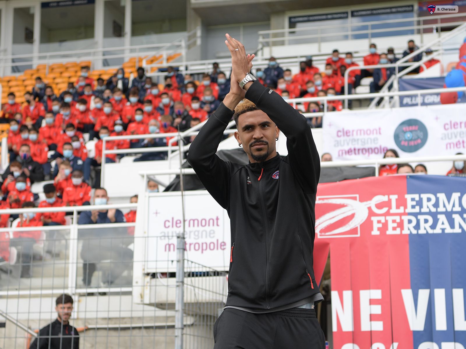 Célébration de la montée en L1 avec les jeunes du CF63