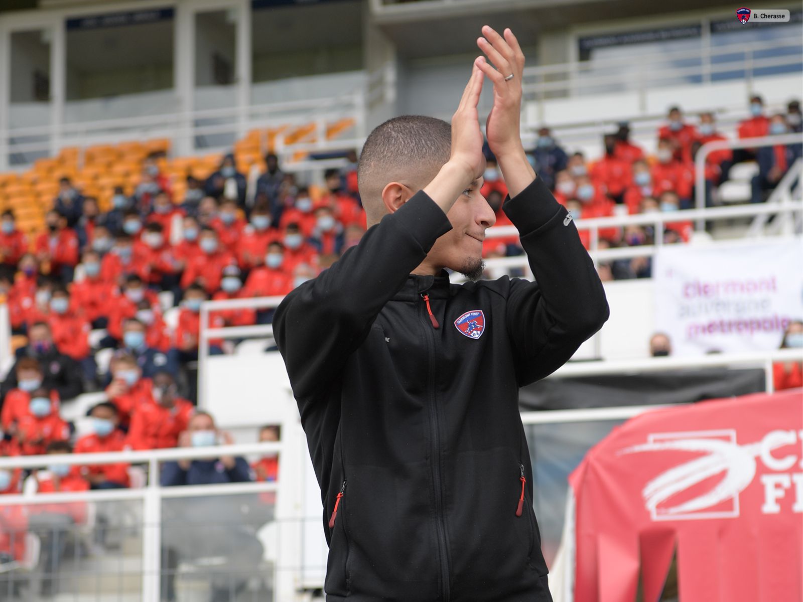 Célébration de la montée en L1 avec les jeunes du CF63