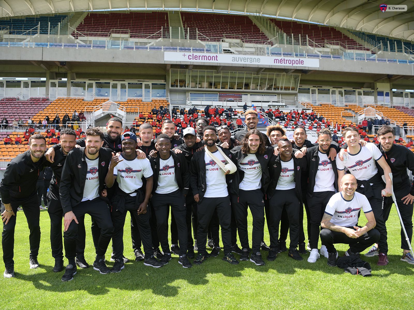 Célébration de la montée en L1 avec les jeunes du CF63