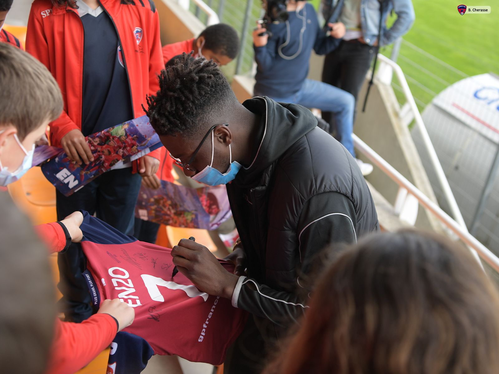 Célébration de la montée en L1 avec les jeunes du CF63