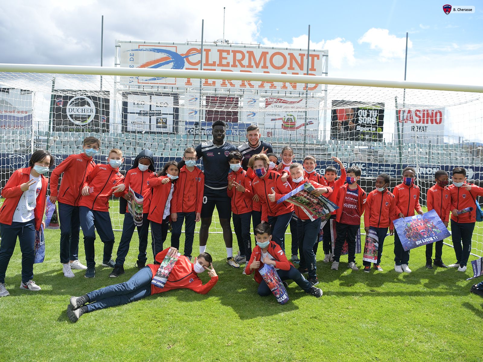 Célébration de la montée en L1 avec les jeunes du CF63