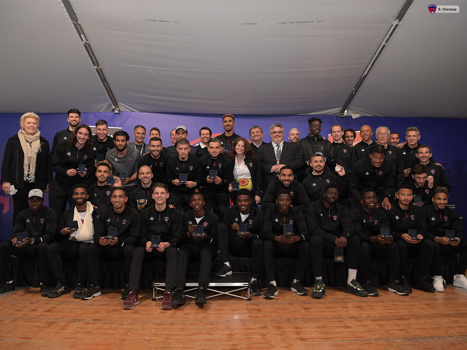 Remise des médailles par le Maire de la ville