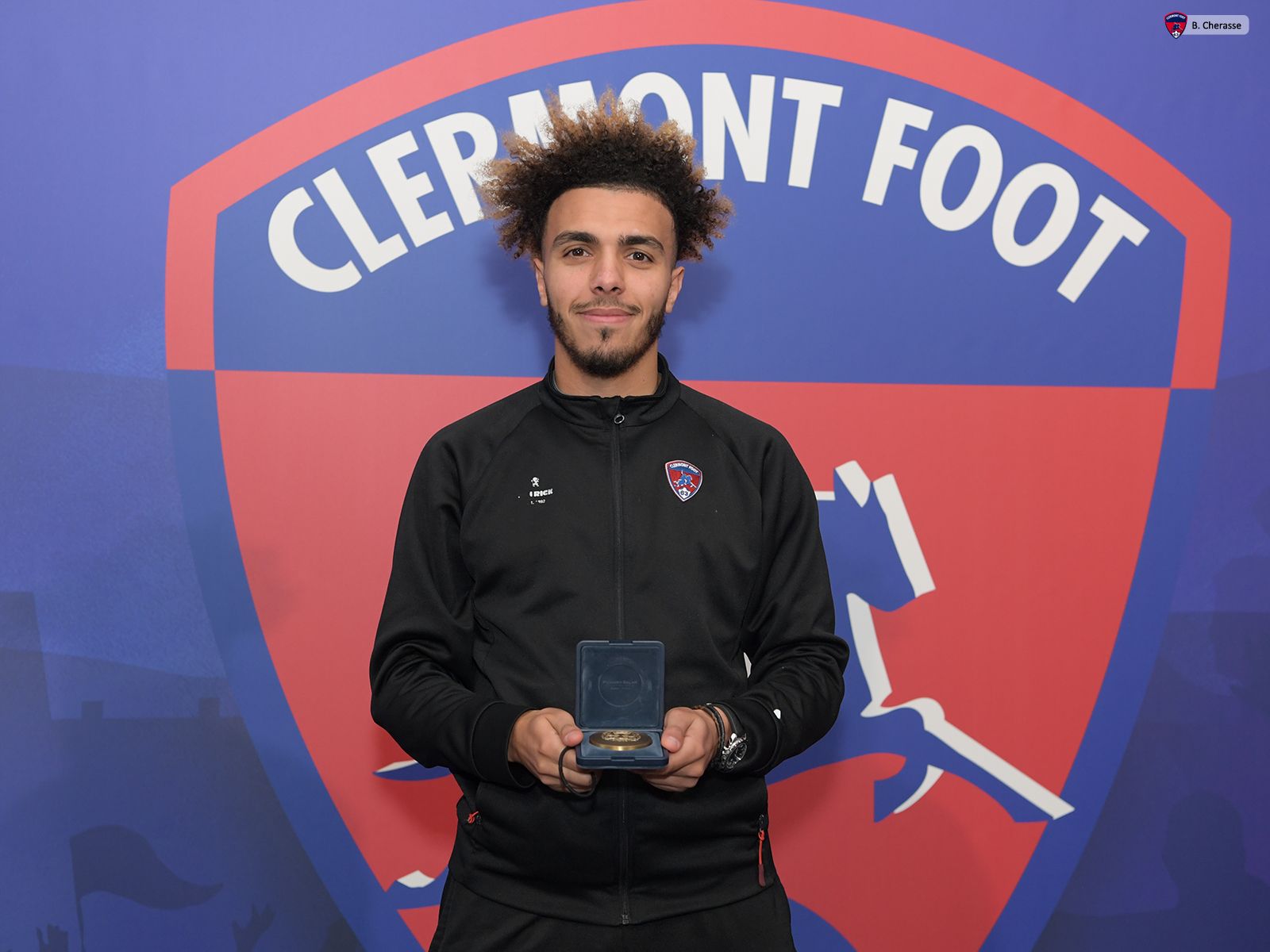 Remise des médailles par le Maire de la ville