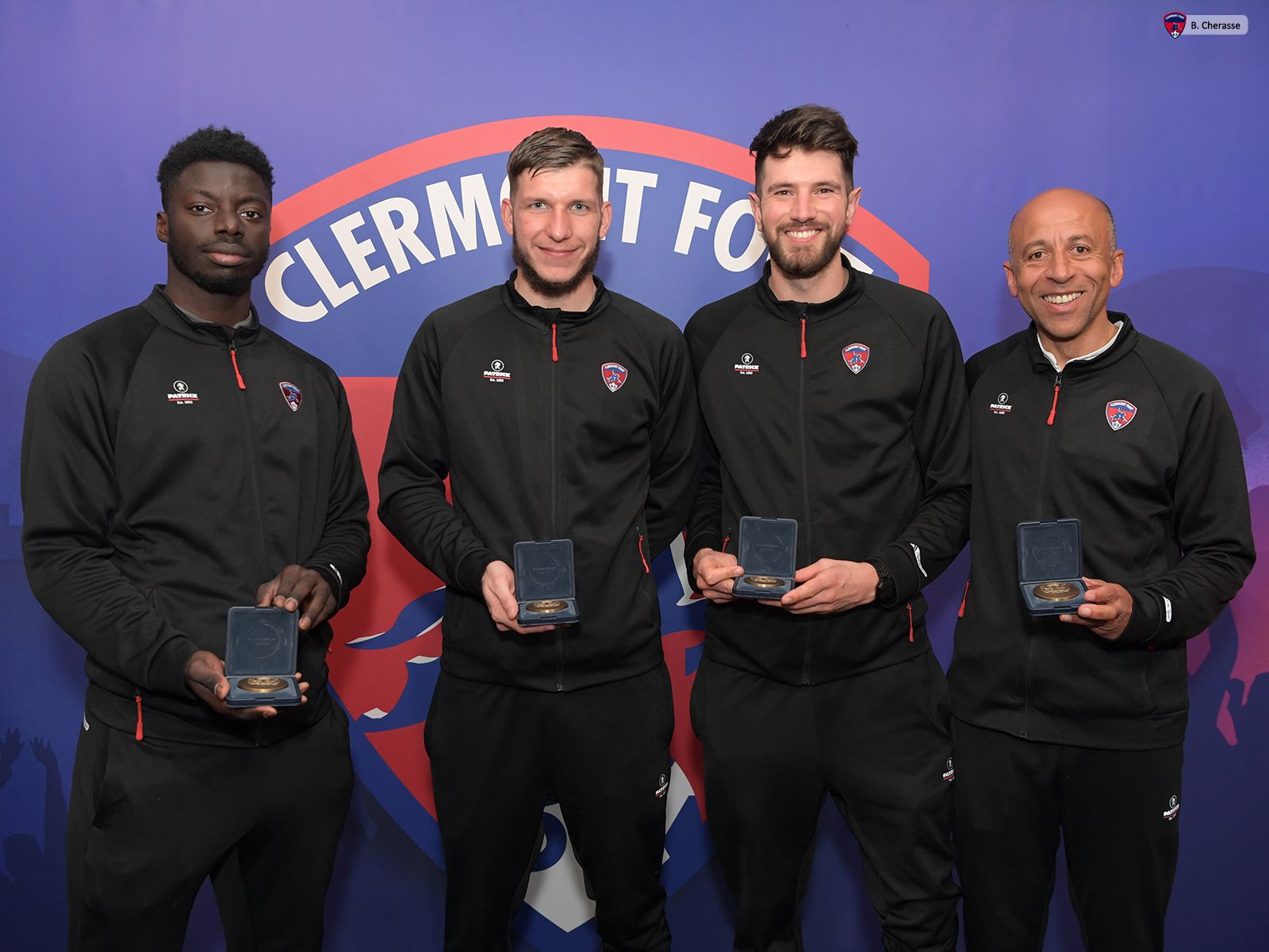 Remise des médailles par le Maire de la ville
