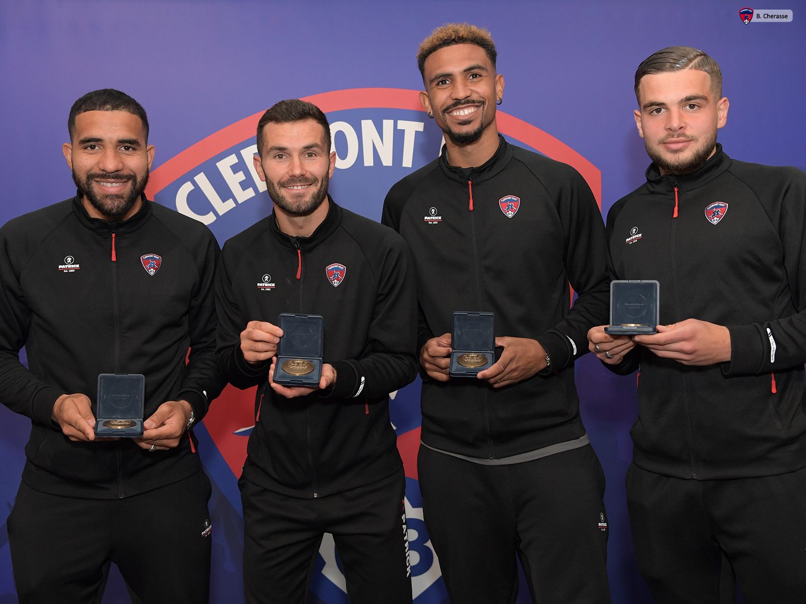 Remise des médailles par le Maire de la ville