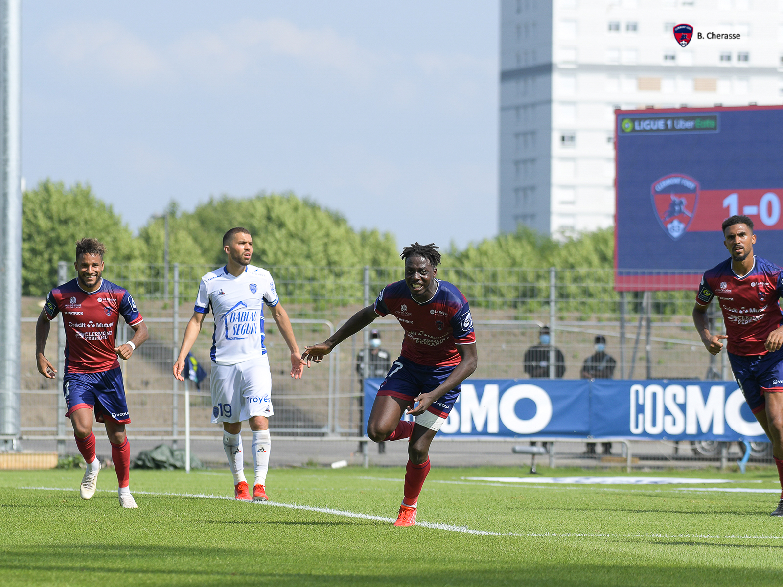 Clermont – Troyes : L’album photos