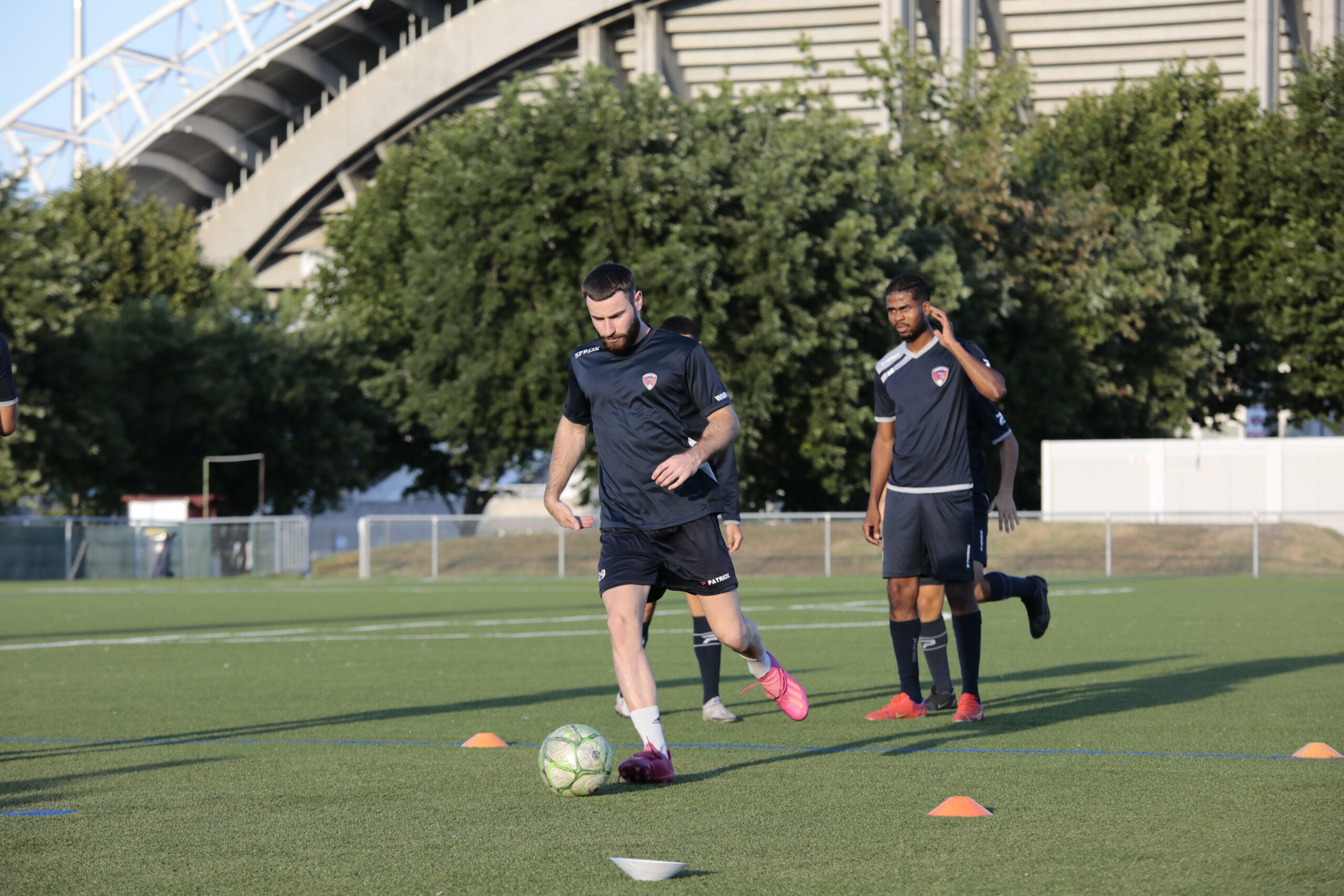 Les R1 masculine et féminine prêtes pour la reprise !