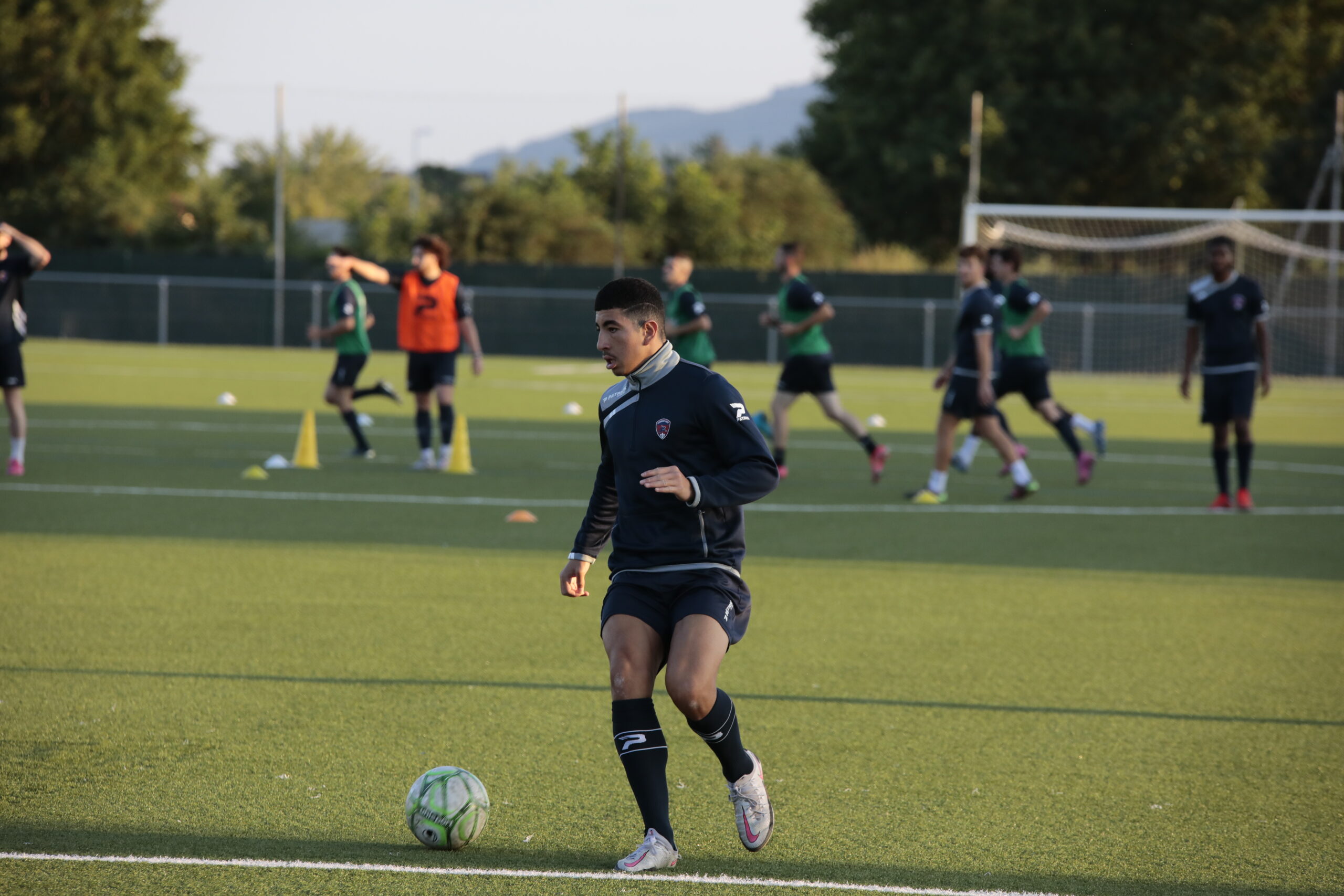 Les R1 masculine et féminine prêtes pour la reprise !