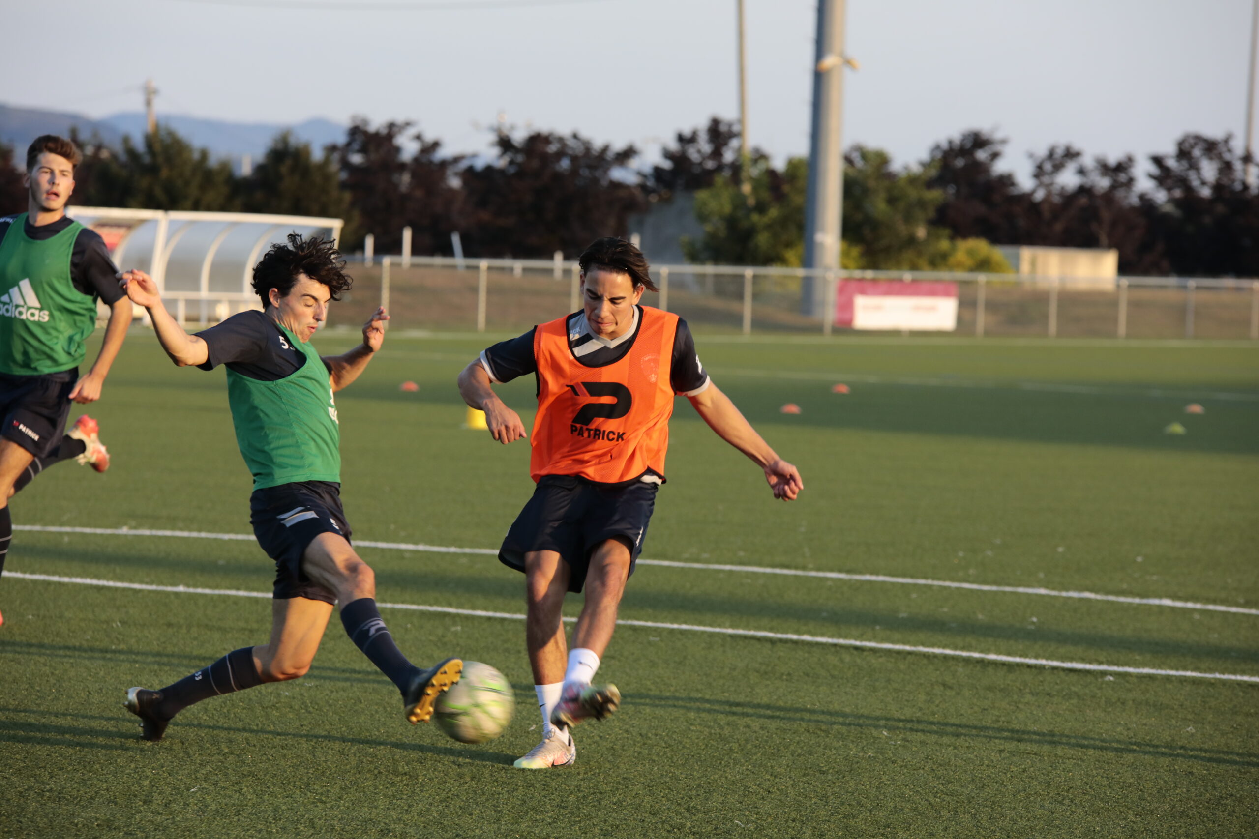 Les R1 masculine et féminine prêtes pour la reprise !