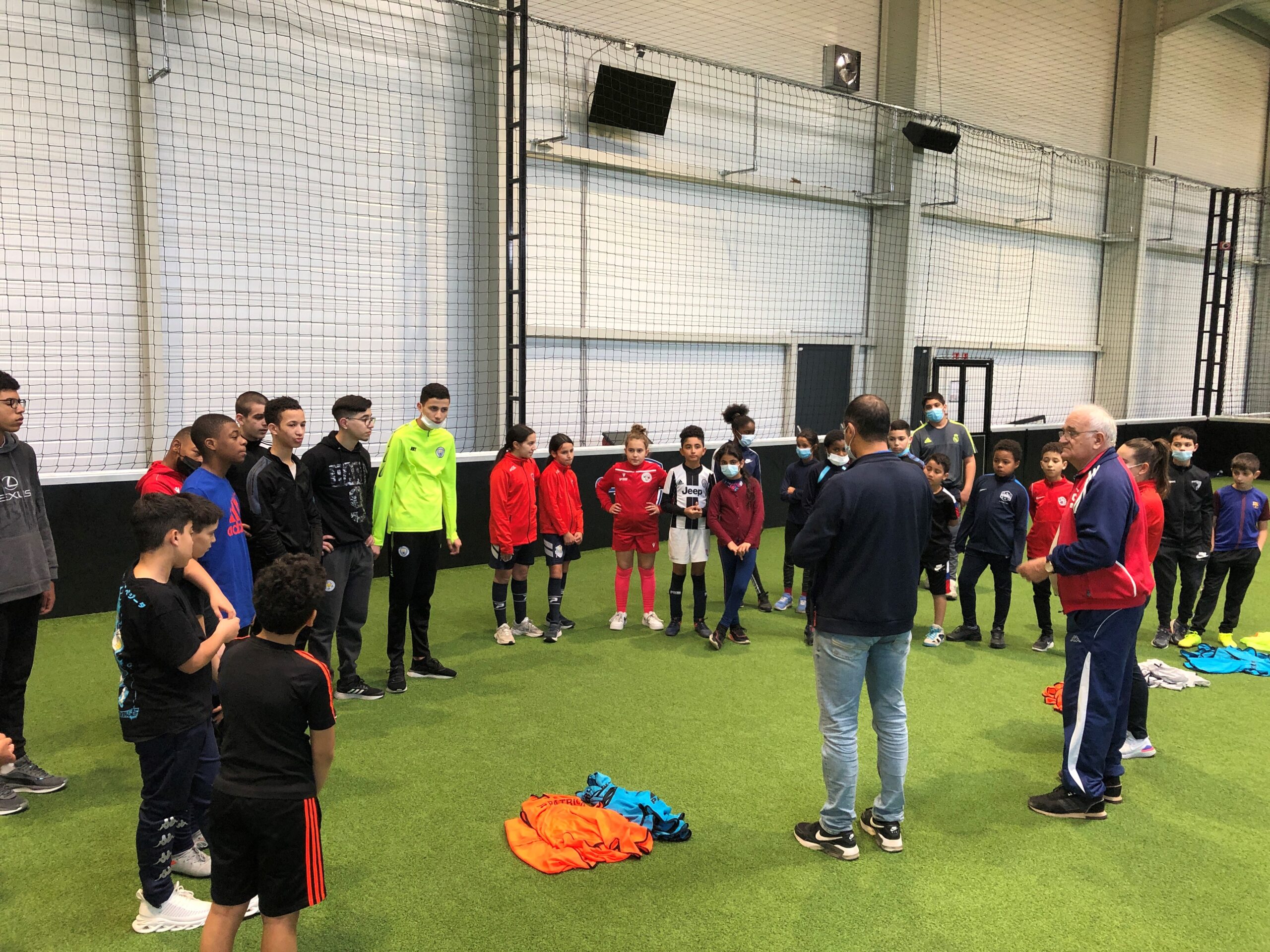 Le CF63 accueille des jeunes du secours populaire