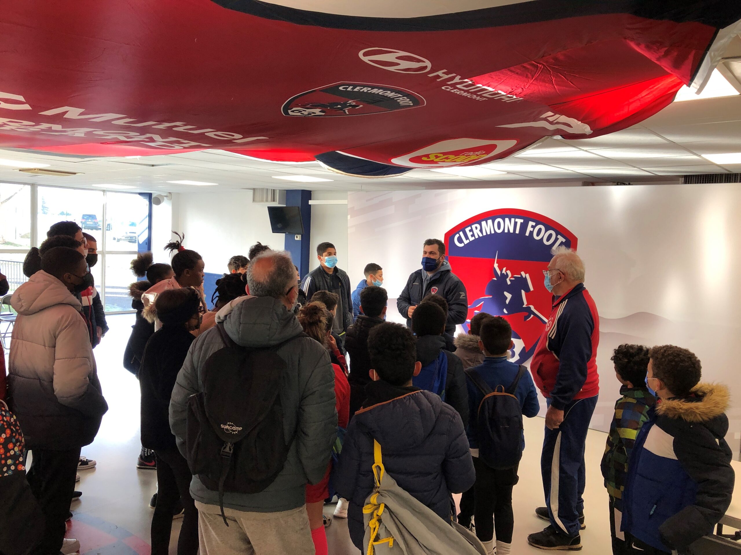 Le CF63 accueille des jeunes du secours populaire