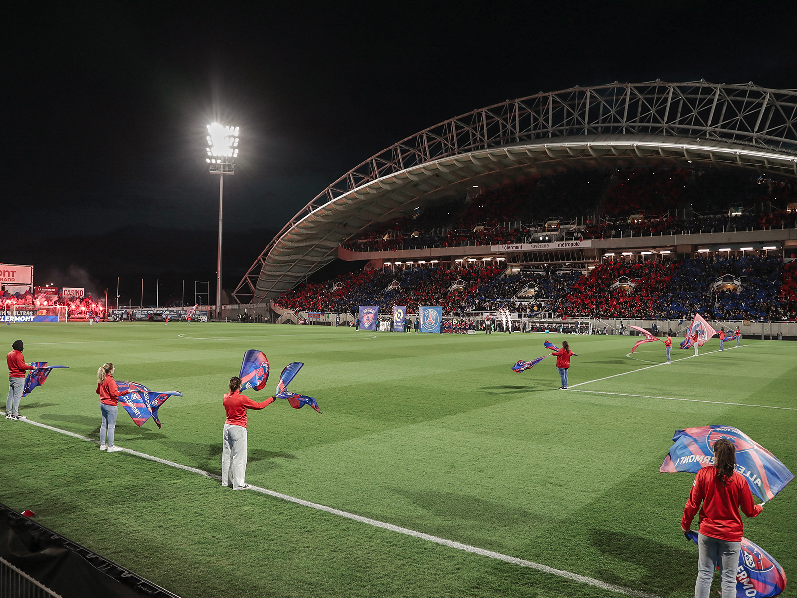 Clermont – PSG : le Montpied en images
