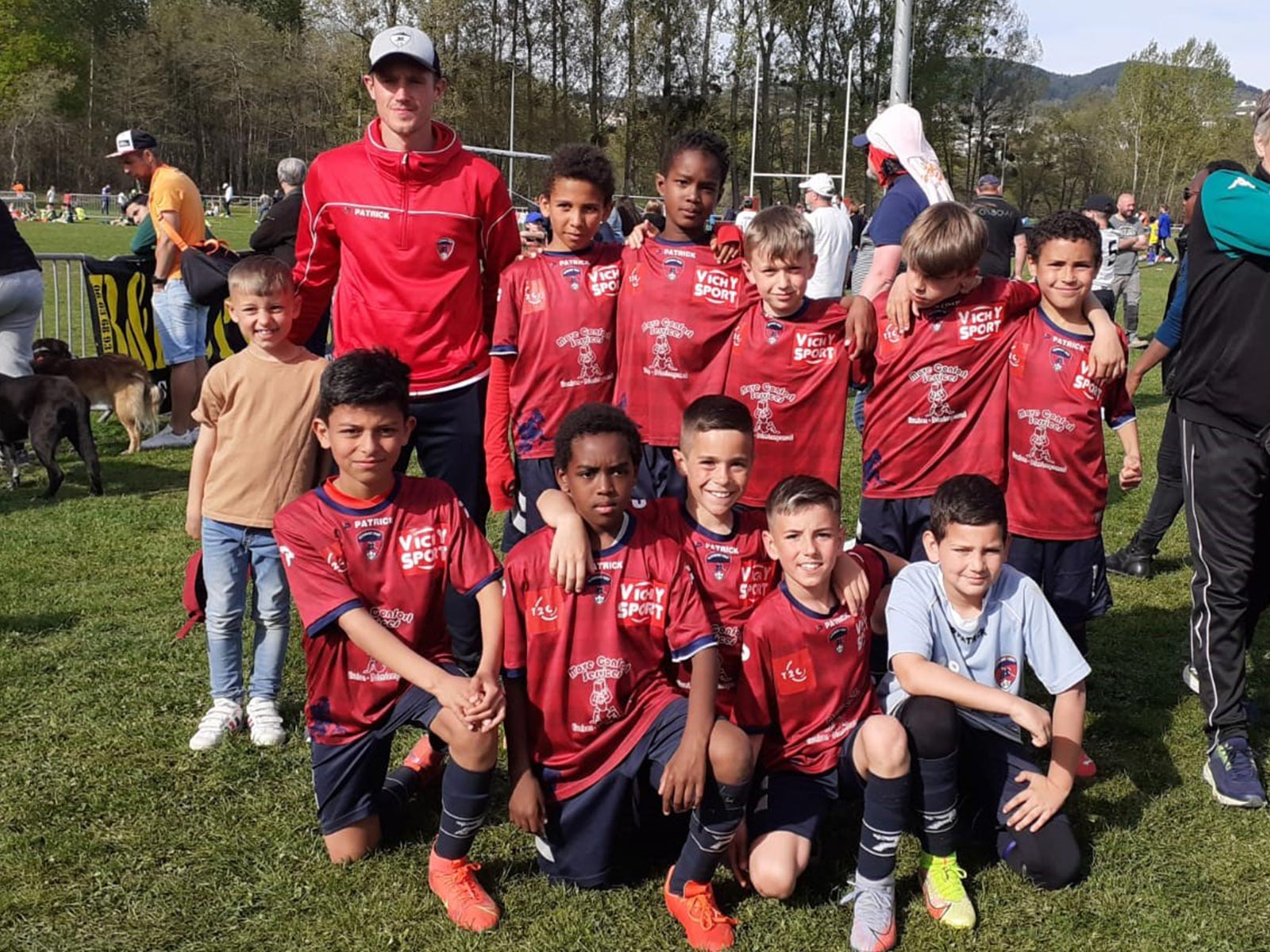 Nos équipes de jeunes sur les terrains à Pâques