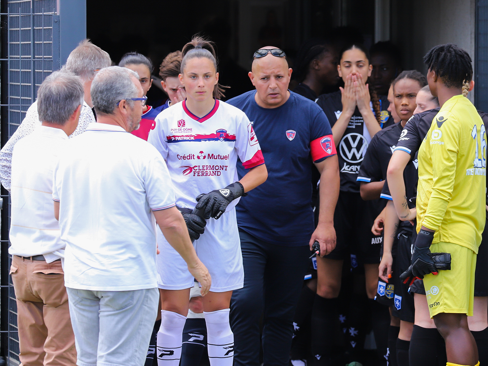 Courte avance pour les Féminines (1-0)