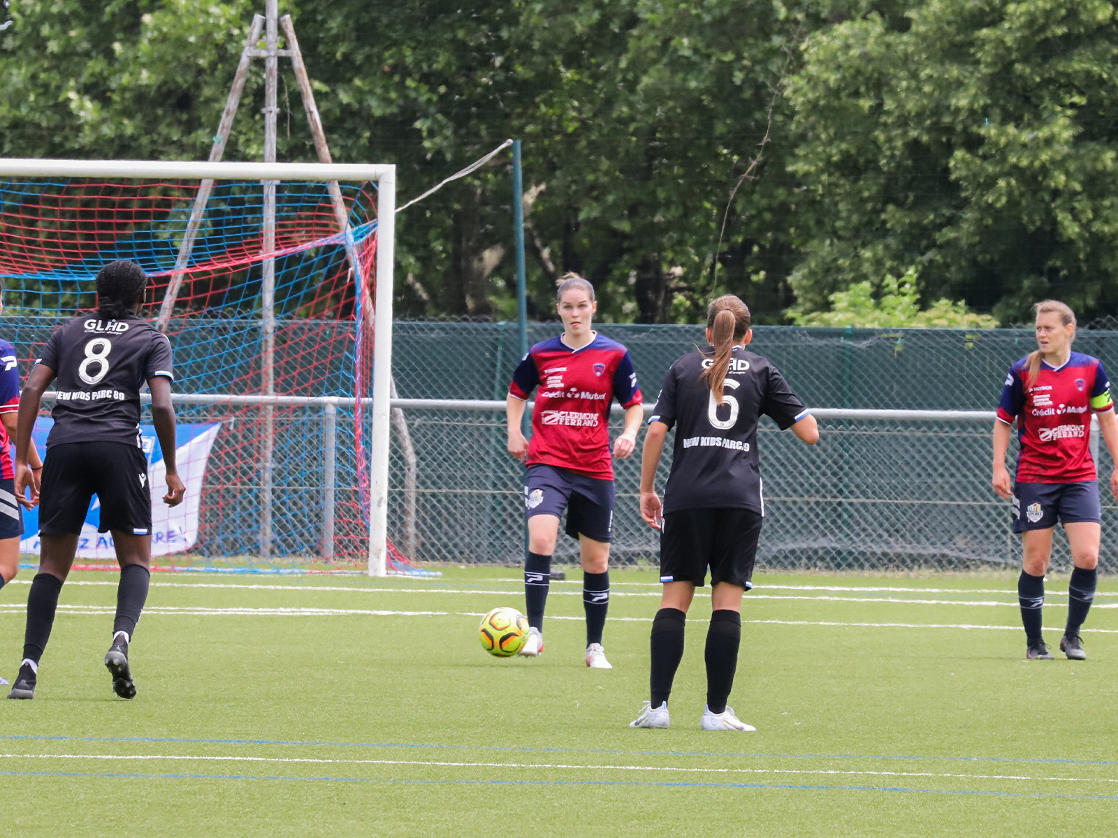 Courte avance pour les Féminines (1-0)