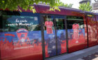 Le tram et la Place de Jaude aux couleurs du CF63