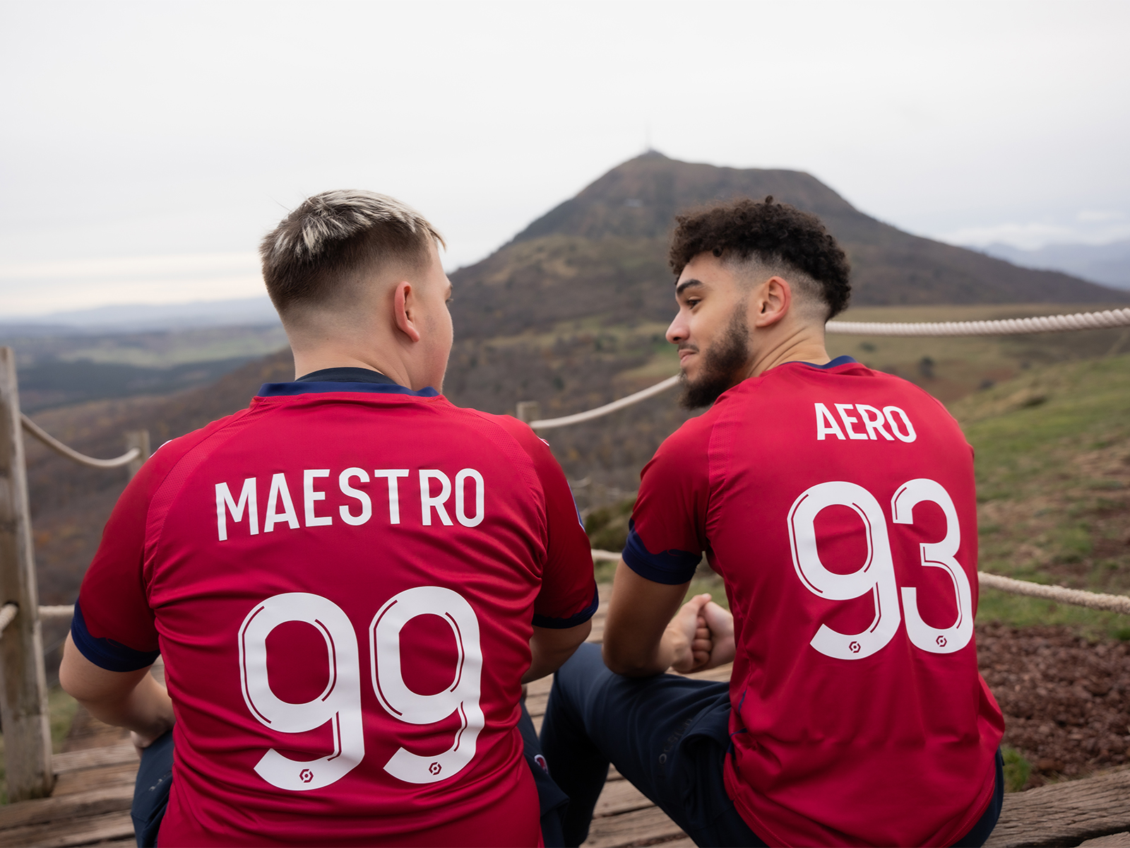 Le Clermont Foot 63 se lance en eLigue 1 Uber Eats avec Maestro et Aero