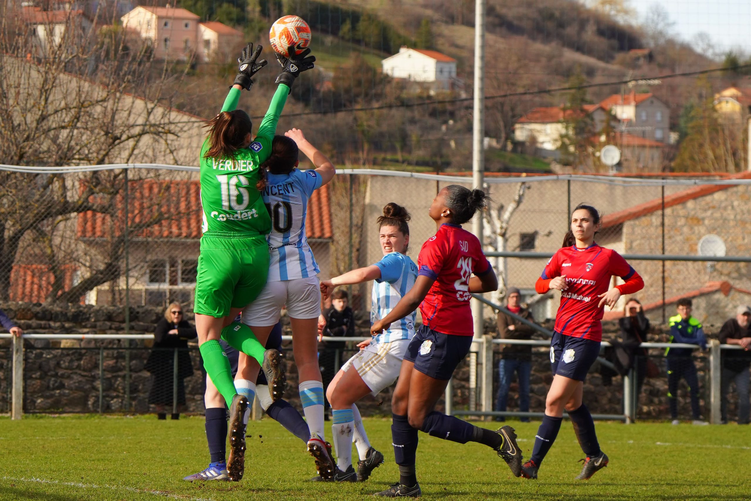 La D2F s’embourbe au Puy