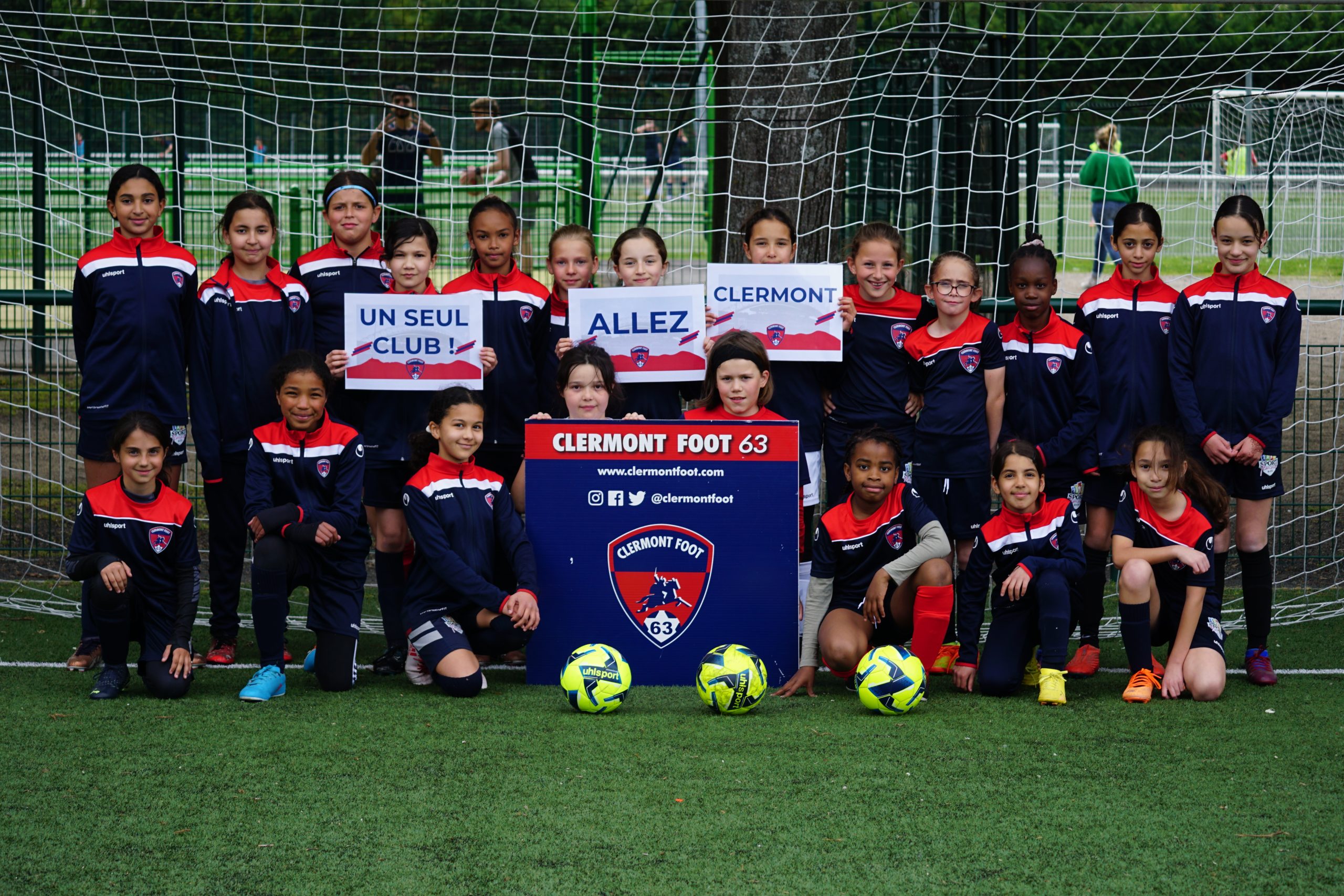 Garçons et Filles au soutien des U18 !