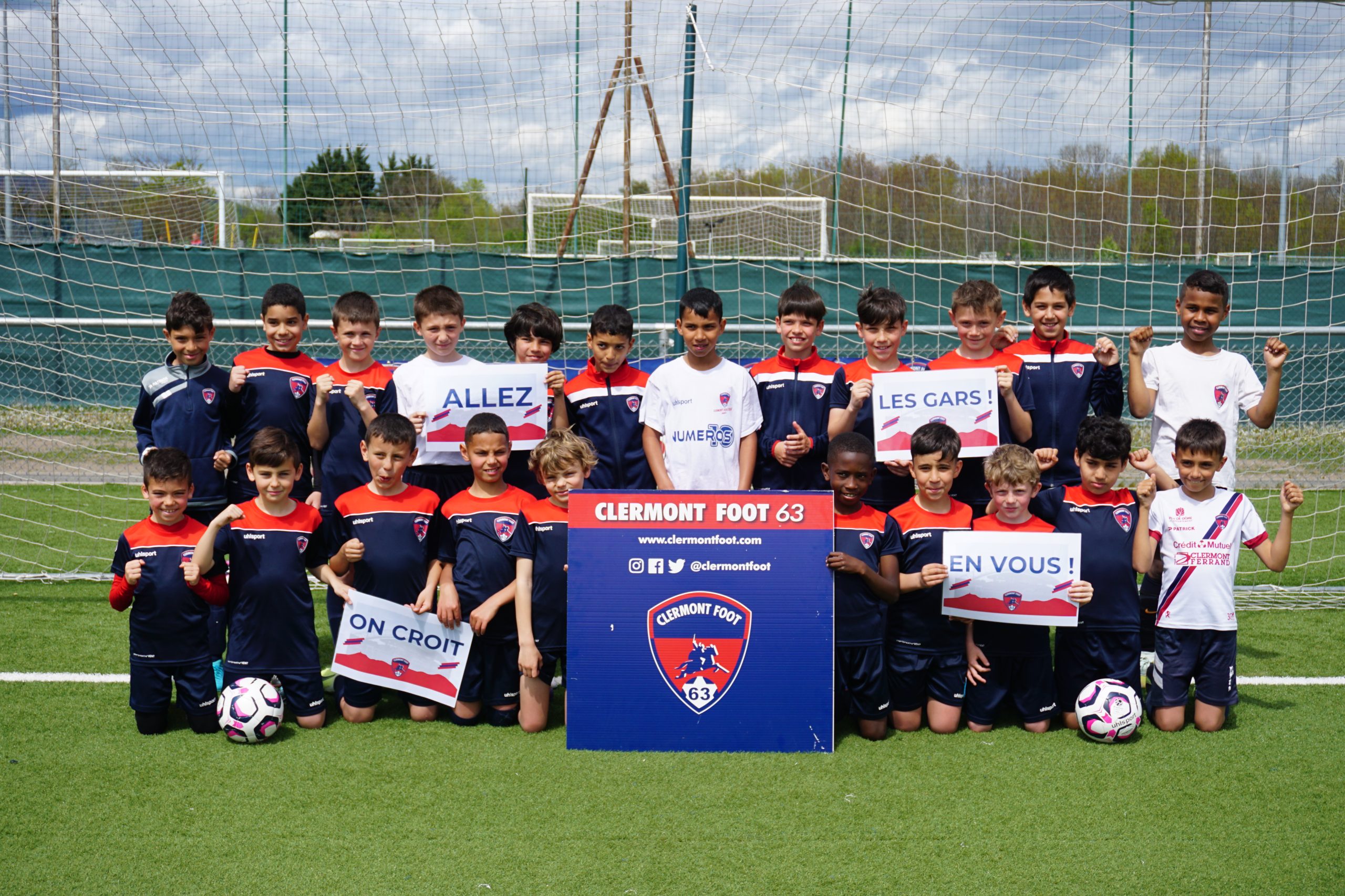 Garçons et Filles au soutien des U18 !