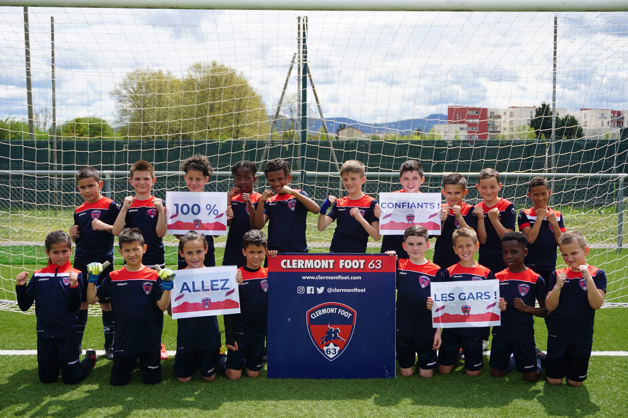 Garçons et Filles au soutien des U18 !