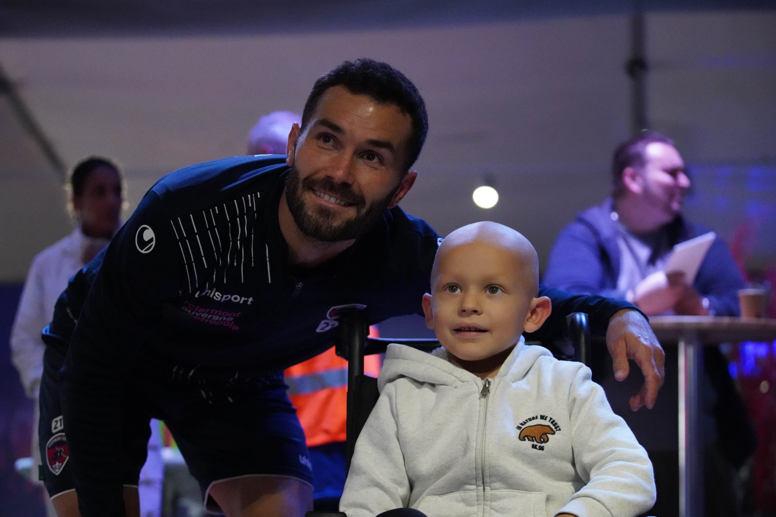 Les enfants du CHU à la rencontre des joueurs du Clermont Foot 63