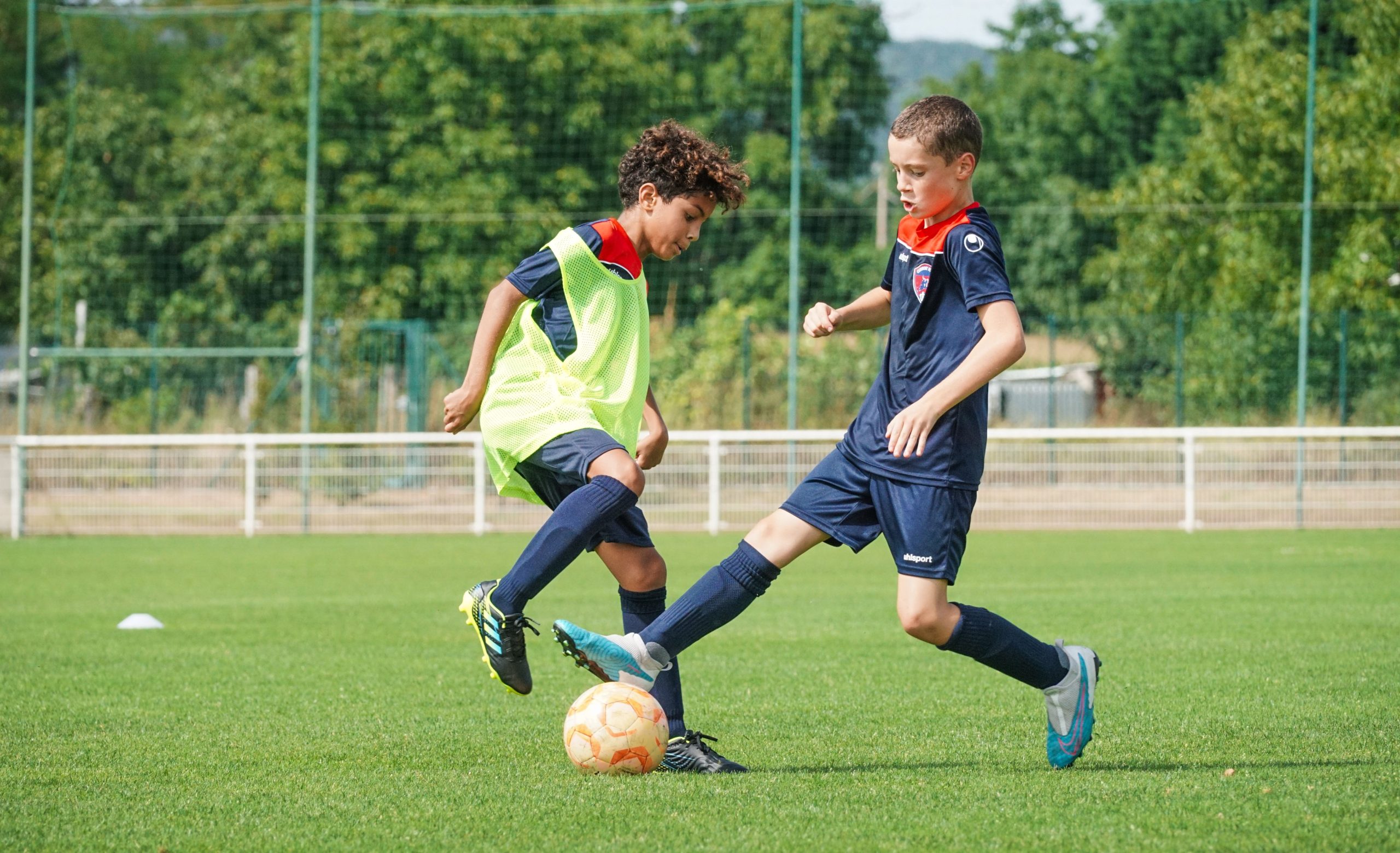 https://www.clermontfoot.com/wp-content/uploads/2024/02/Joueur-scaled.jpeg