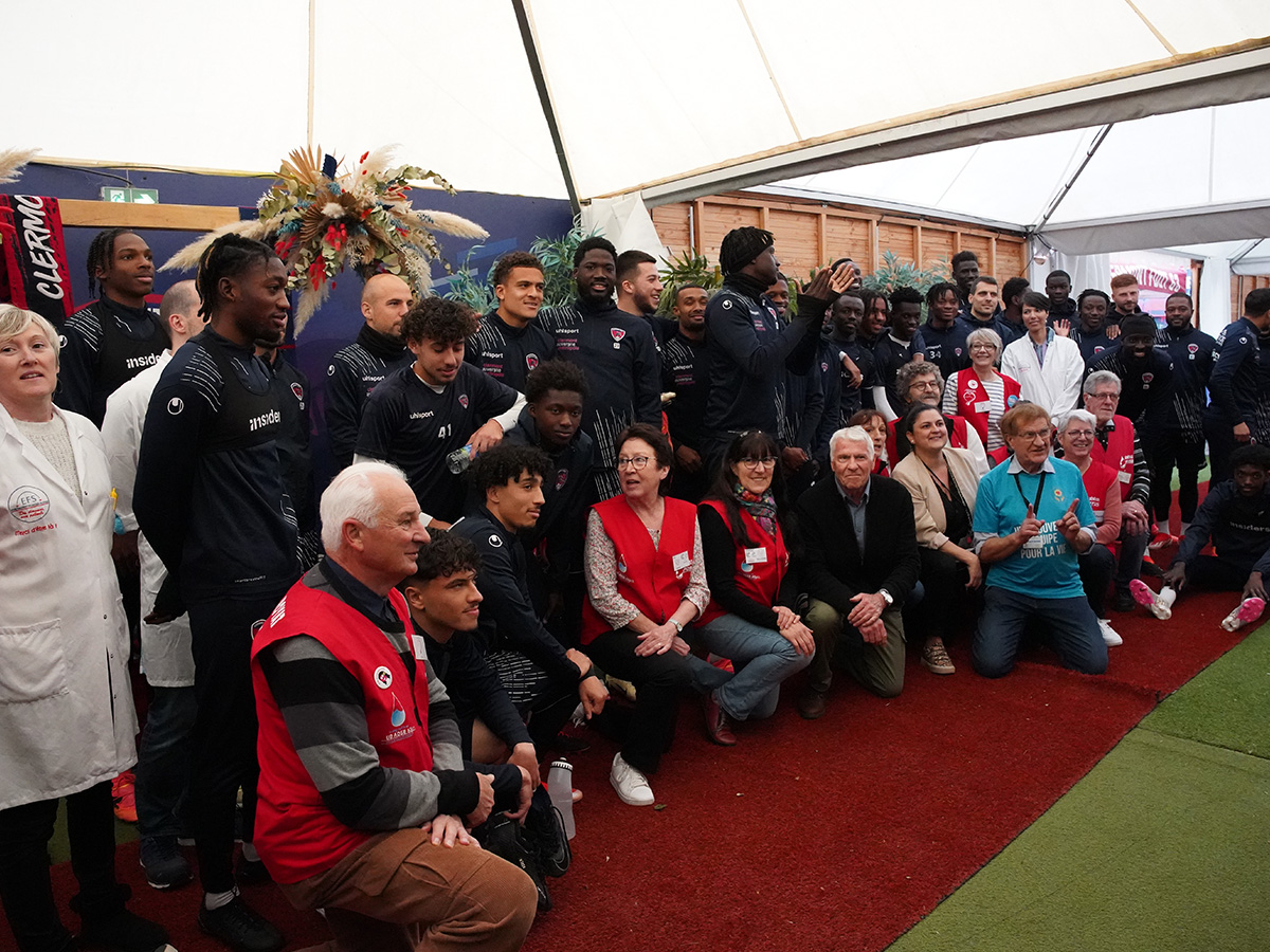Collecte de sang au stade Gabriel-Montpied : 411 vies sauvées !