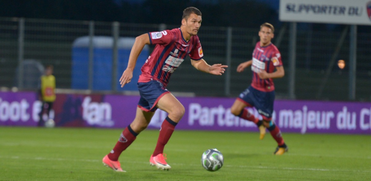 Ludovic AJORQUE rejoint le RC Strasbourg Ludovic AJORQUE rejoint le RC Strasbourg