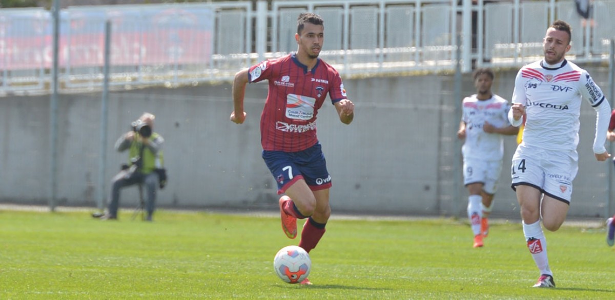 Farid Boulaya transféré au SC Bastia