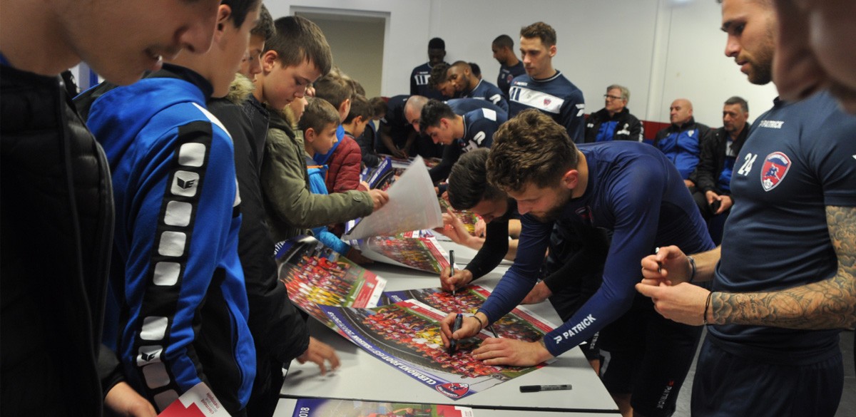 Les clubs partenaires de Domérat et Ceyrat reçus par le Clermont Foot Les clubs partenaires de Domérat et Ceyrat reçus par le Clermont Foot