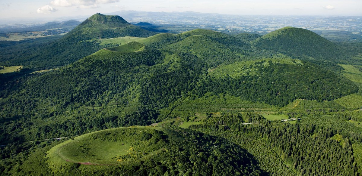 La Chaîne des Puys – faille de Limagne classée au patrimoine mondial de l’UNESCO La Chaîne des Puys – faille de Limagne classée au patrimoine mondial de l’UNESCO