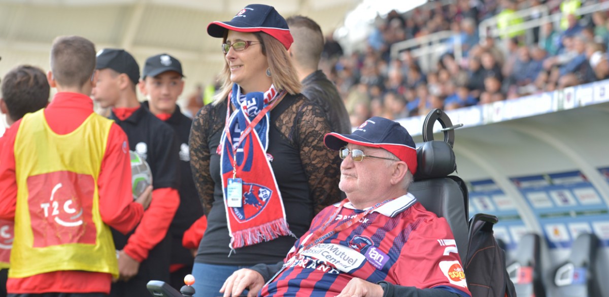 Roland Faure a donné le coup d’envoi de Clermont / Ajaccio Roland Faure a donné le coup d’envoi de Clermont / Ajaccio