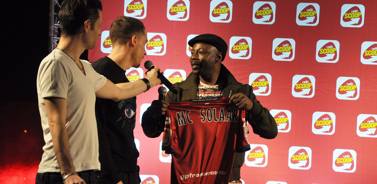 La surprise du Clermont Foot 63 pour MC Solaar avec Radio Scoop